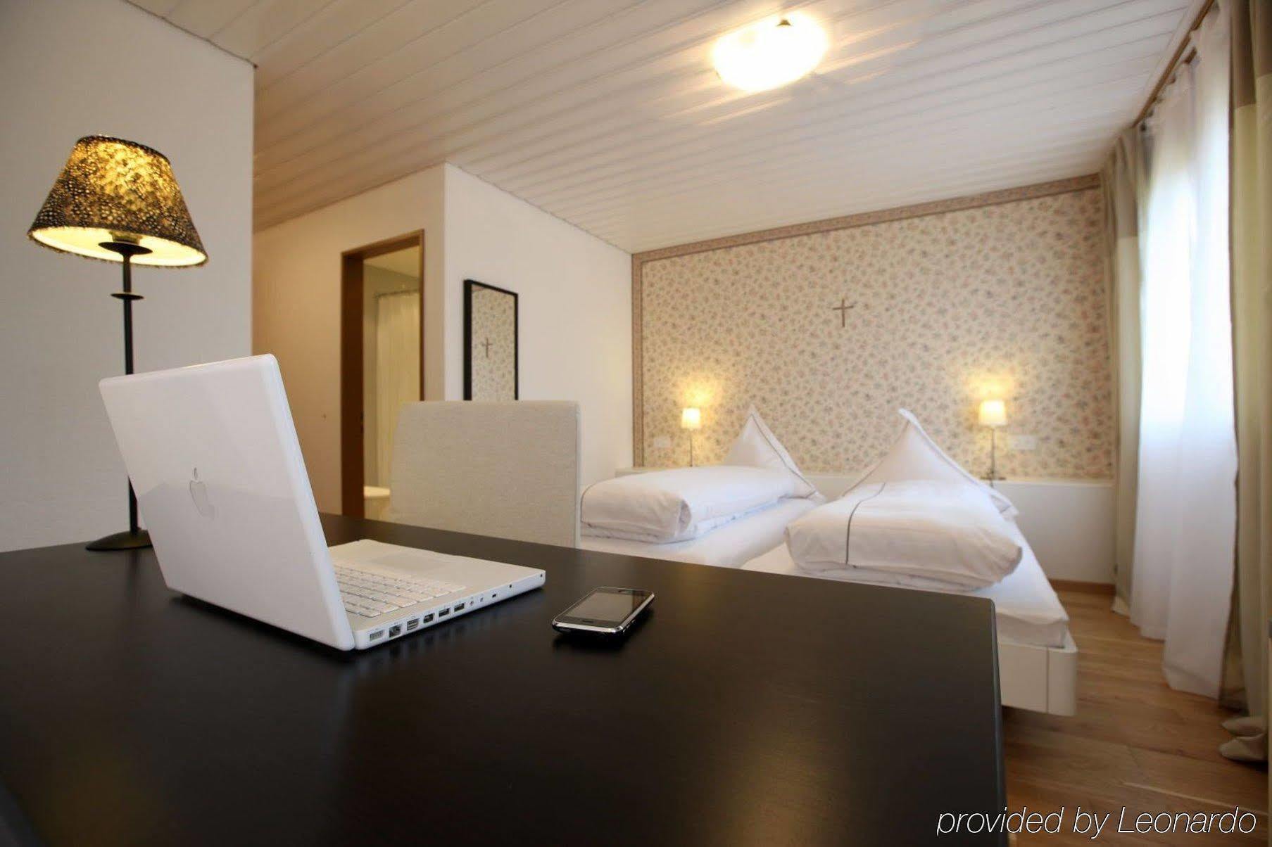 Hotel Weinstube Nendeln Rom bilde